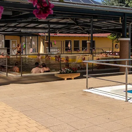 Imperial Gyogyszallo Es Gyogyfurdo 호텔 키슈쾨뢰시