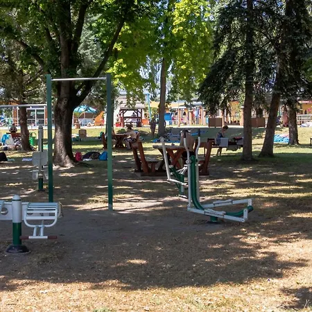 Imperial Gyogyszallo Es Gyogyfurdo 호텔 2*